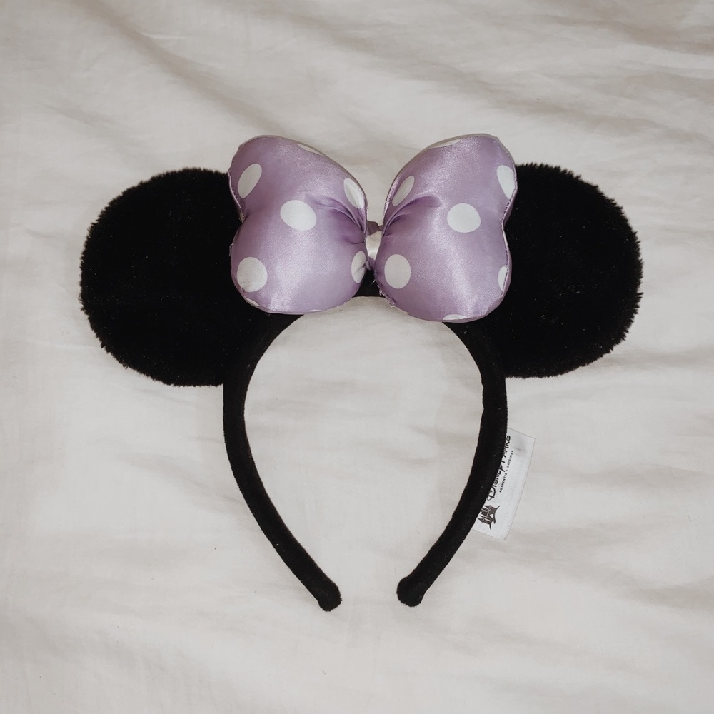 Disneyland purple Minnie Mouse Ears